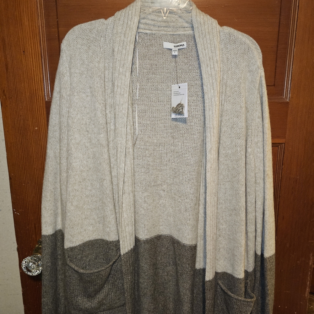 Sonoma Two-Tone Gray and Cream Cardigan